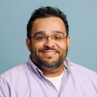 Jeffrey Garcia e1747941581609 | Center for Hebraic Thought